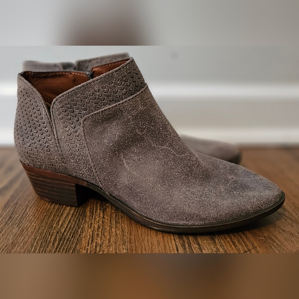 Lucky Brand Ankle Boots with Zipper 8M